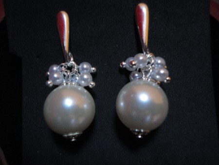 Brinco Pendurado Perola